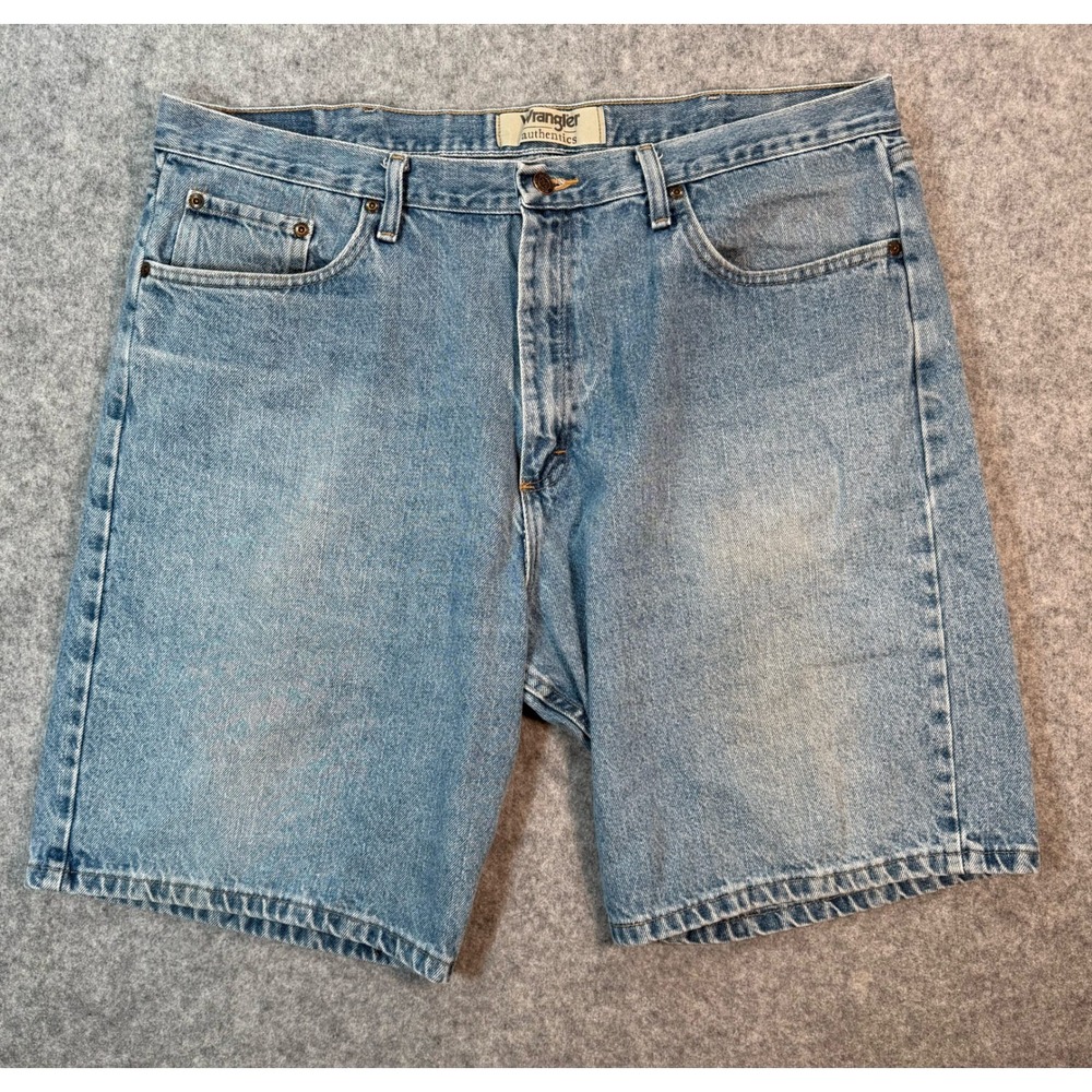 Wrangler Authentics Mens Vintage Light Wash Denim Jean Shorts Size 40 ZM2S0SW